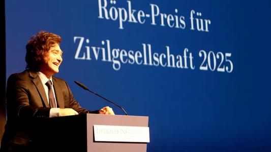 Javier Milei confirmó que levantará el cepo al dólar este año: Nunca debería haber existido