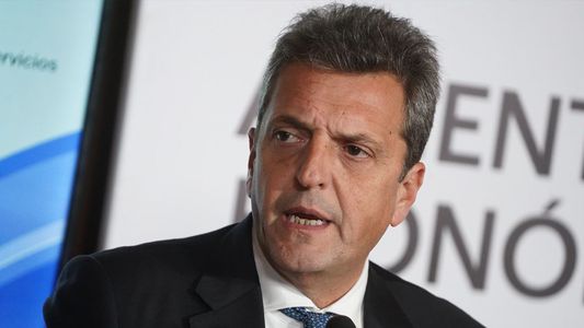 Sergio Massa derogó la norma que afectó a usuarios de billeteras virtuales como Mercado Pago