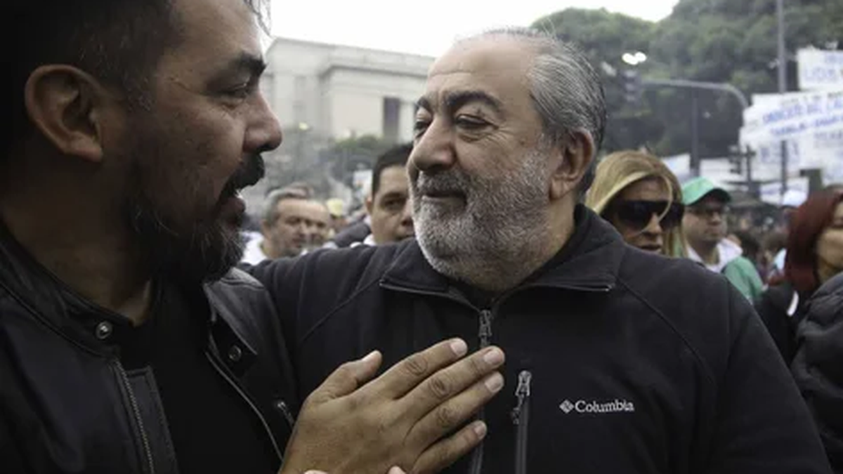 Héctor Daer promovió el paro general del 9 de mayo desde la CGT. (Foto: NA)