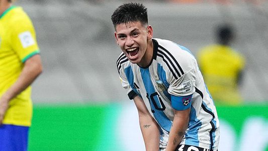 ¡Hat trick! Los 3 golazos del Diablito Echeverri contra Brasil que llevaron a Argentina a semifinales