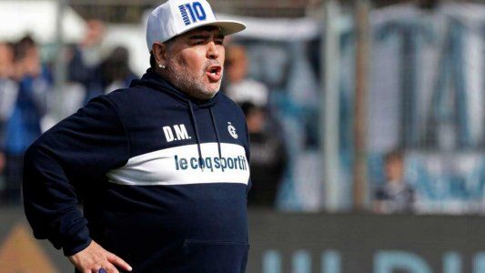 ¿A Maradona lo tienen empastillado?