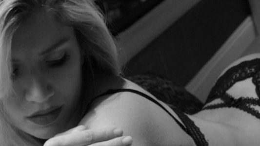 Tras separarse de Fede Bal, Laurita Fernández se mostró más sexy que nunca en una producción de fotos