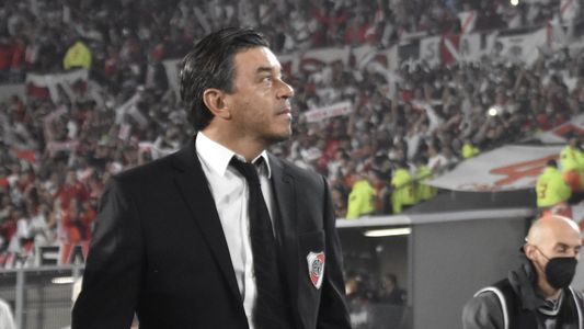 El cántico del plantel de River para que siga Gallardo