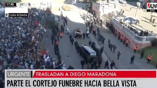 Tras los incidentes, finalizó el velatorio de Diego Maradona y lo trasladan al cementerio de Bella Vista