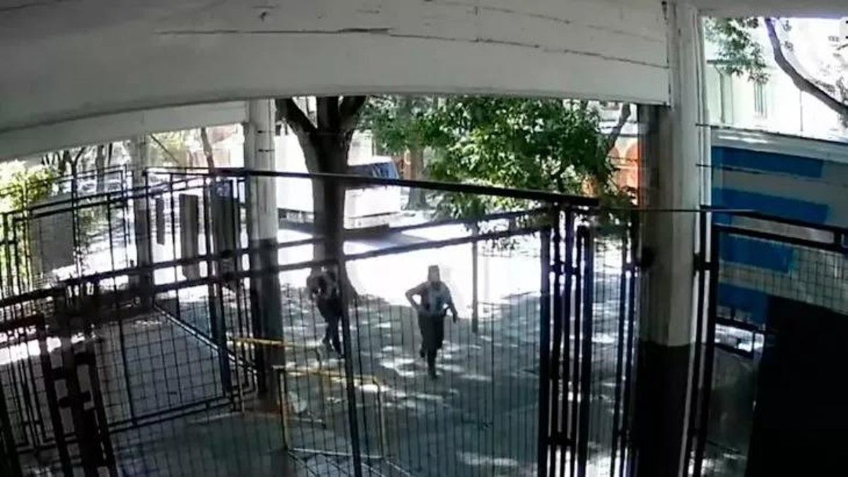 Las primeras imágenes del asesinato de Lucas González.&nbsp;