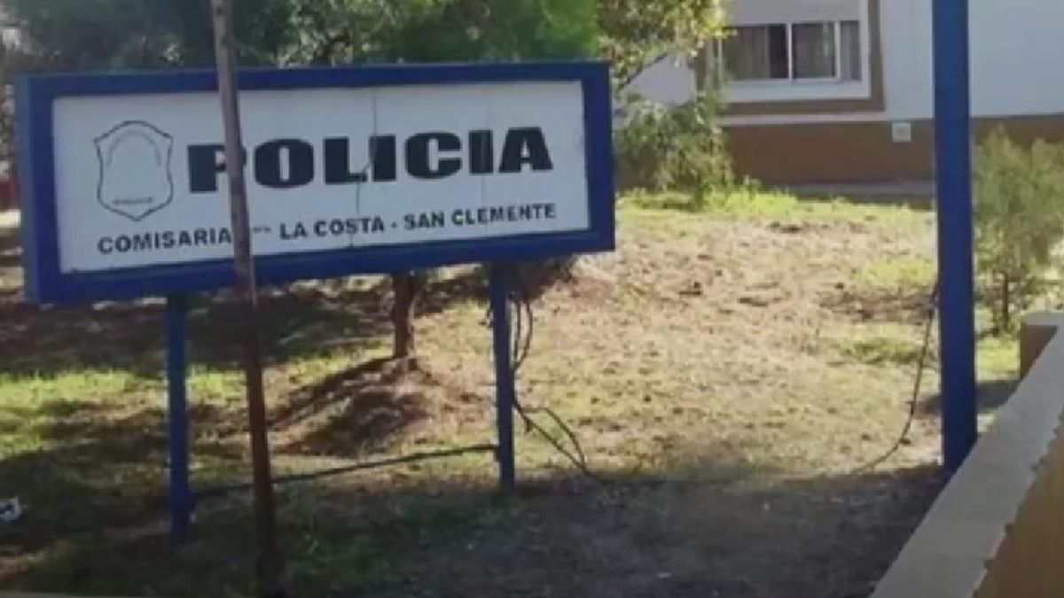 Arrestan a nueve policías de la Bonaerense acusados de matar a golpes a un hombre.