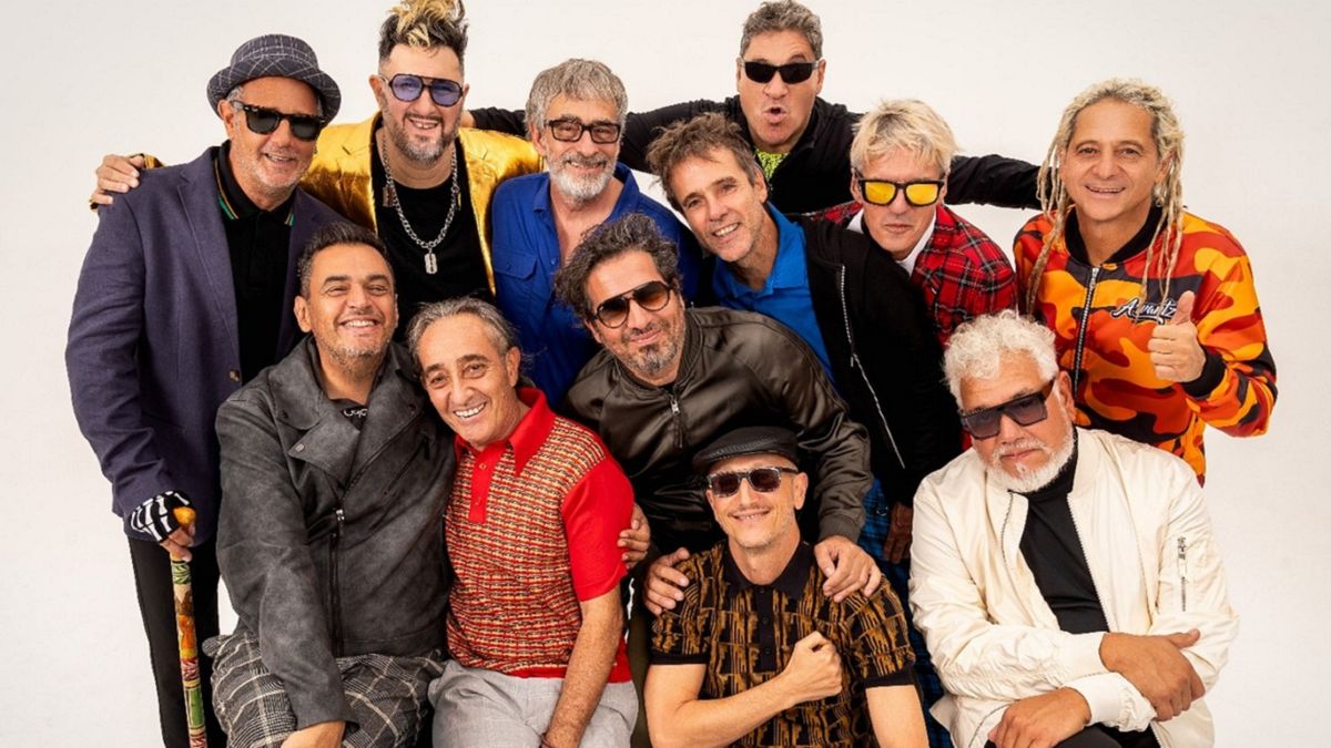 Los Auténticos Decadentes celebran los 30 años de Mi vida loca en vivo