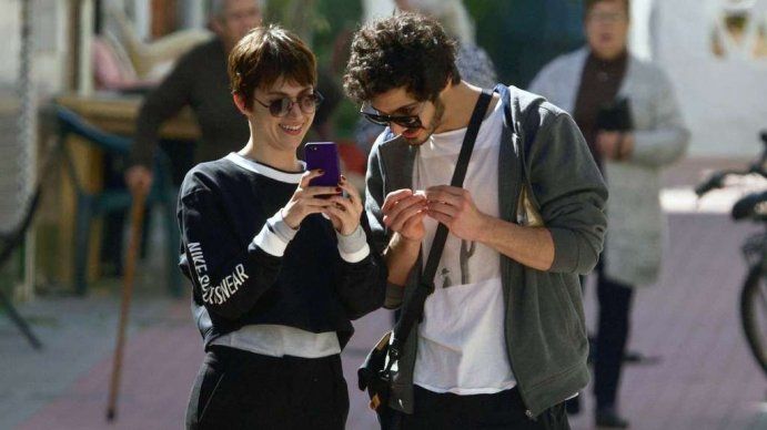 Úrsula Corberó desnudó al Chino Darín y ardió Instagram