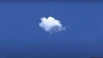 ¿Globos chinos u ovnis? En plena pelea entre EE.UU. y China por espionaje, un video generó polémica en redes