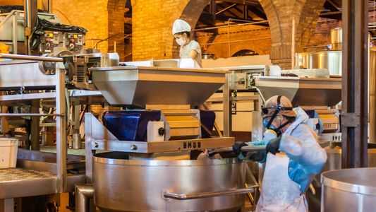 Coronavirus: cámaras empresarias advierten sobre la suba del ausentismo por contactos estrechos y casos positivos