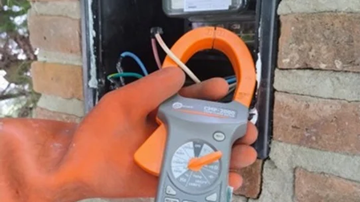 Robo de energía en Las Cañitas. 