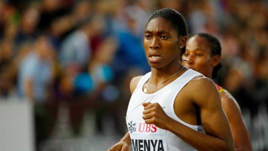 Por los altos niveles de testosterona, obligan a la bicampeona olímpica de 800 metros a medicarse para seguir compitiendo