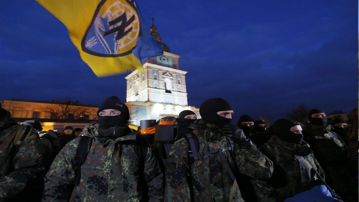  Los combatientes de Azov, en formación (Foto: Archivo)