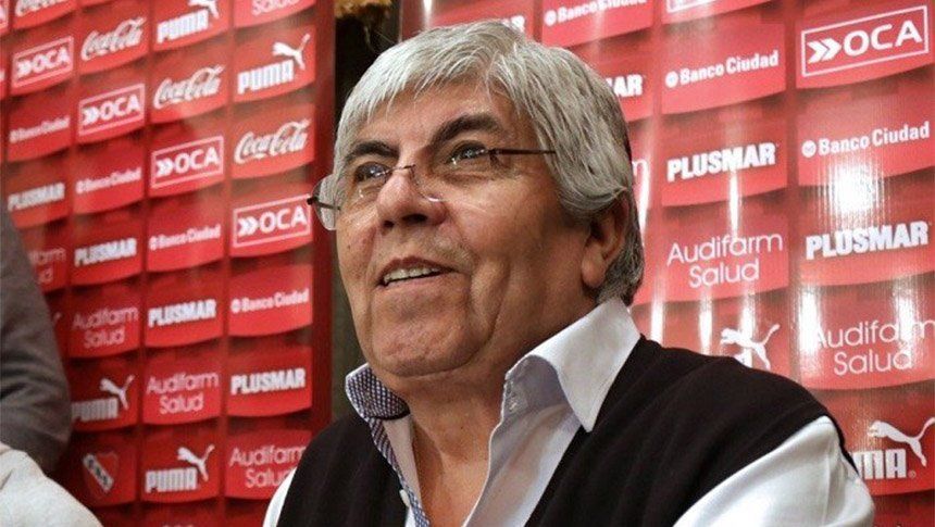 Moyano presiona a la CGT y lanza a un paro para el 30 de abril: Estos señores ven que despiden, rebajan salarios y no reaccionan