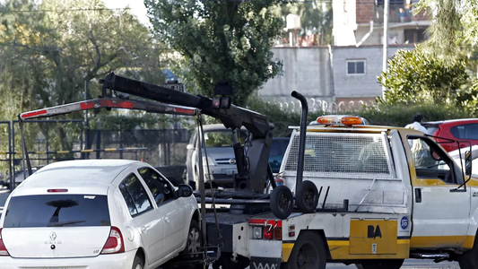 Acarreos en la Ciudad: las grúas sólo podrán llevarse los autos que obstruyan el tránsito