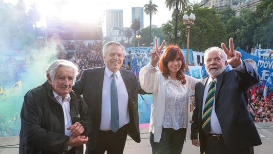 Cristina Kirchner busca sumar apoyo de la región mientras en el PJ se abre la carrera por la sucesión presidencial