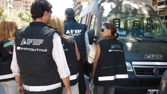 Mafia de los capó: allanan la Asociación de Corredores de TC en una causa por evasión