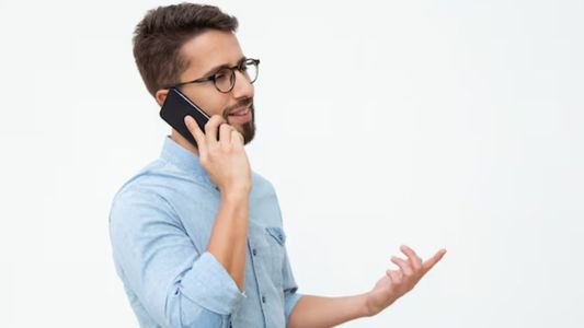 Cómo dejar mensajes de voz en WhatsApp cuando no responden una llamada con esta nueva función