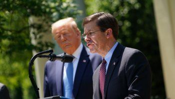 El secretario de Defensa desafía a Trump y dice que no apoya el uso de militares para frenar las protestas en Estados Unidos