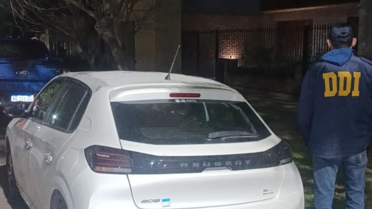 Su auto fue encontrado abandonado. (Foto: Policía)