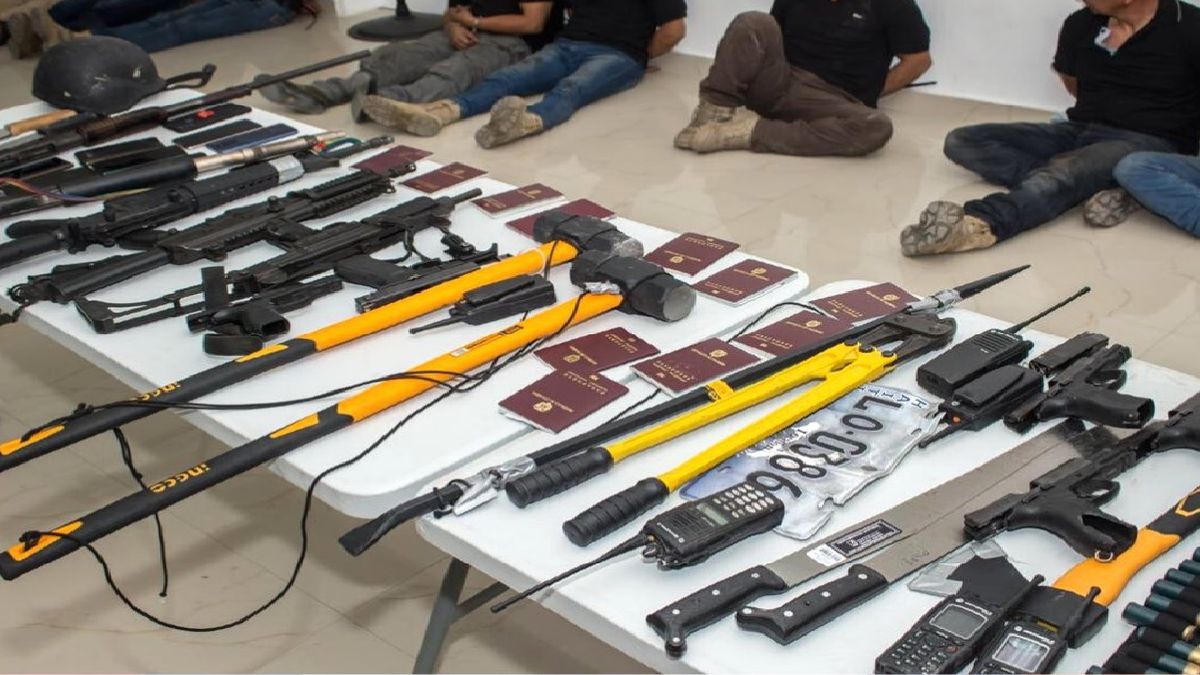 Armas utilizadas en el magnicidio en Haití (Foto: Policía Nacional de Haití)