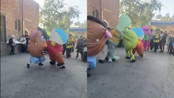 Fiesta fuera de control: Sr. Cara de Papa, Calamardo y Wazowski a los golpes delante de los chicos