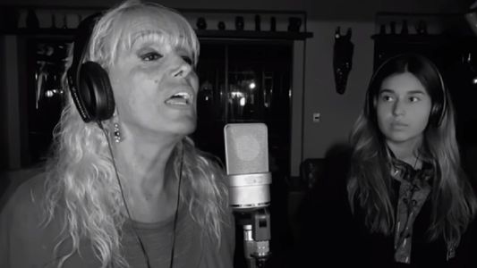 Valeria Lynch cantó hallelujah con la hija de su ex, Cau Bornes