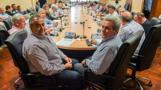 El Gobierno y la CGT acordaron el bono obligatorio de $5.000 para privados