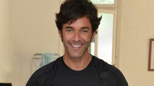 Mariano Martínez se ríe de todos: la verdad de la foto con el cigarrillo