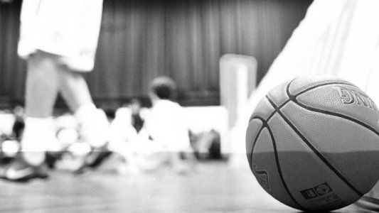 La Bundesliga les prohibió a sus basquetbolistas manifestarse en el campo de juego por el asesinato de George Floyd