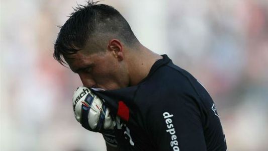 Escrachan a Pablo Migliore, ex arquero de Boca y San Lorenzo, con fotos desnudo