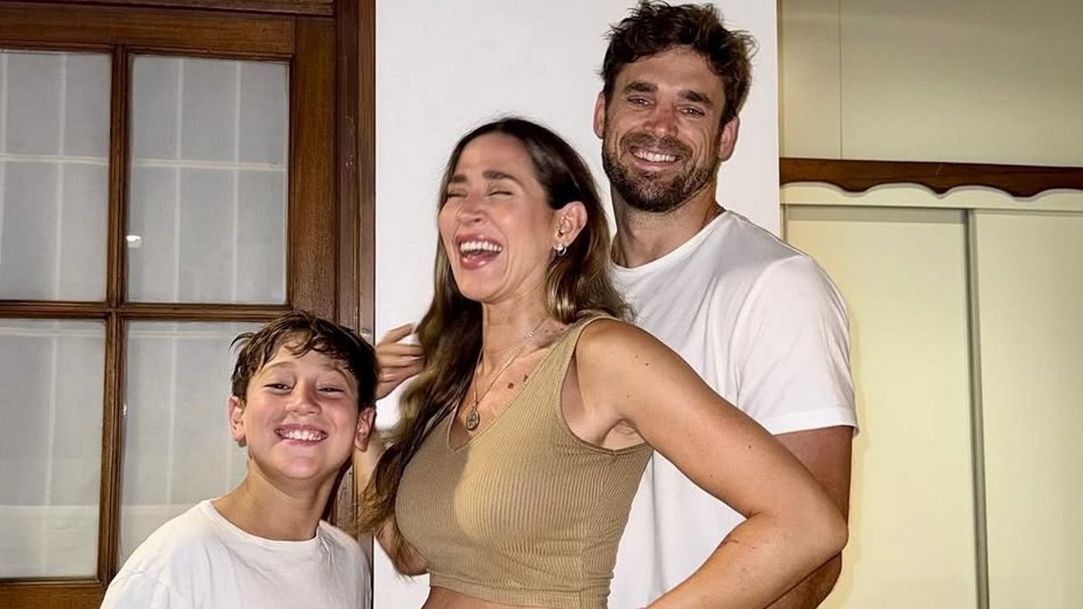 Jimena Barón, Matías Palleiro y Momo.jpg