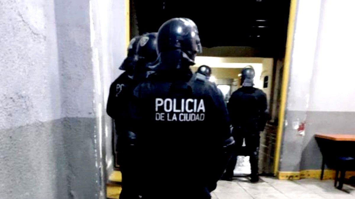 Se conoció una grave denuncia tras el motín en una comisaría del barrio de Balvanera. (Foto: archivo)