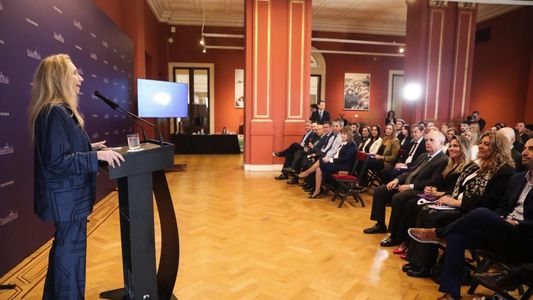 Sin los aliados, Karina Milei recibió a legisladores electos de La Libertad Avanza para delinear su agenda parlamentaria