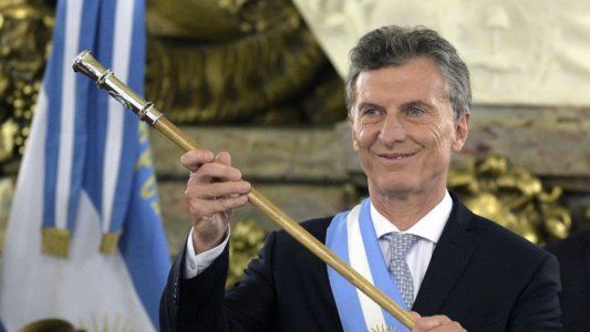 Macri sobre los cantos en la cancha: La política está detrás de esto, pero la rima está buena