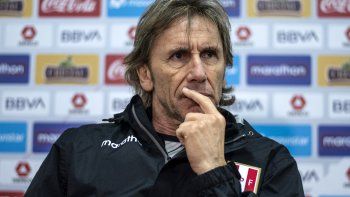 Qué posición tomó Gareca, DT de Perú, con respecto a la posible llegada de Paolo Guerrero a Boca