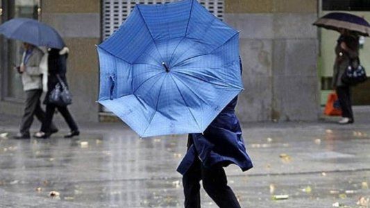 Alerta roja por ráfagas de viento de hasta 150 km/h: qué provincias se verán afectadas