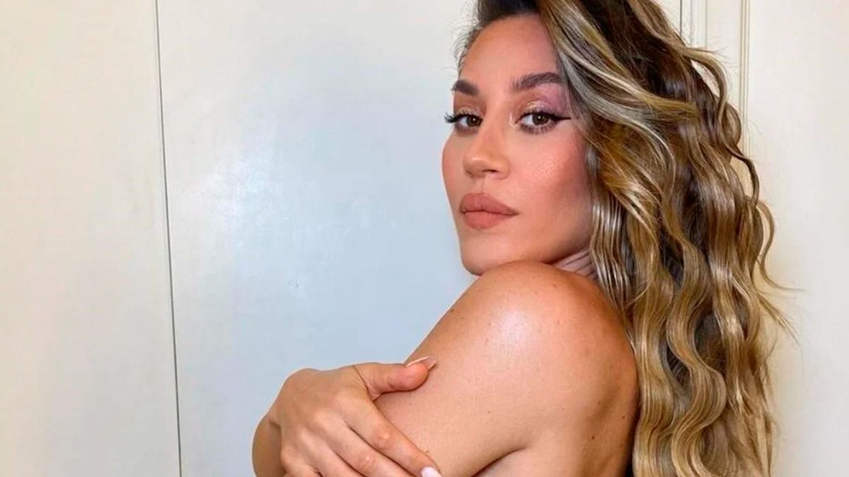 Jimena Barón publicó una foto con poca ropa y preocupó su extrema delgadez.