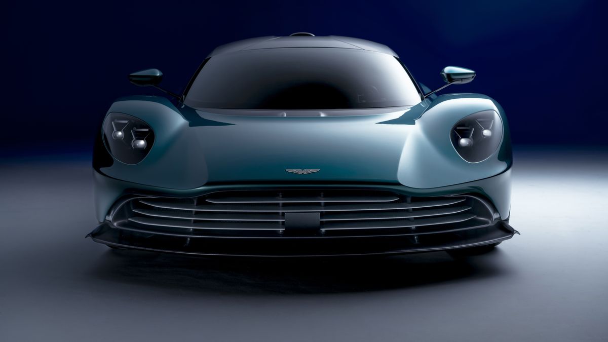 En la puesta a unto del nuevo Aston Martin Valhalla estarán trabajando los pilotos del equipo Sebastian Vettel