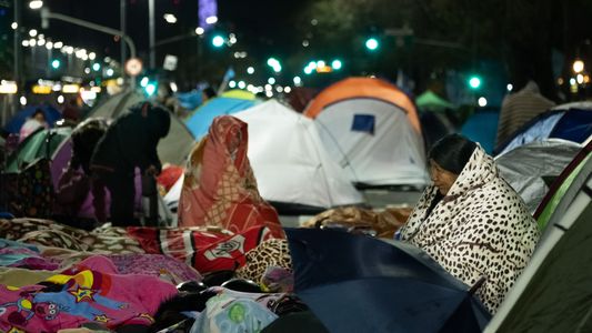 Acampe en la 9 de Julio: los piqueteros volverán a pasar la noche frente al Ministerio de Desarrollo Social