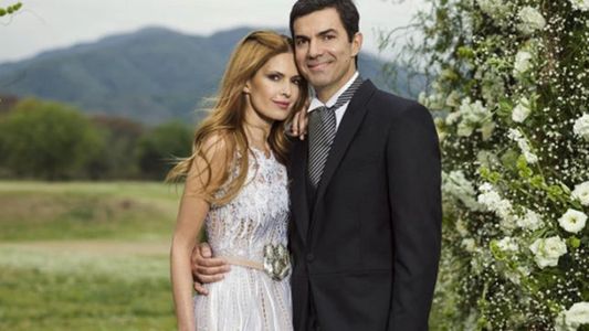 Isabel Macedo y Juan Manuel Urtubey agrandaron la familia