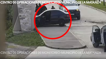 Robaron un auto, intentaron escapar y fueron detenidos tras una persecución policial. (Foto: captura) Robaron un auto, intentaron escapar y fueron detenidos tras una persecución policial. (Foto: captura)
