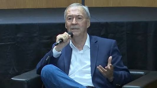 Juan Schiaretti se mete en la política nacional: déficit, inflación, grieta y una misteriosa reunión