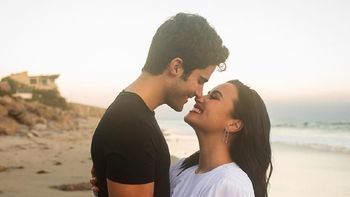 Demi Lovato se comprometió con Max Ehrich: Me haces querer ser la mejor versión de mí misma