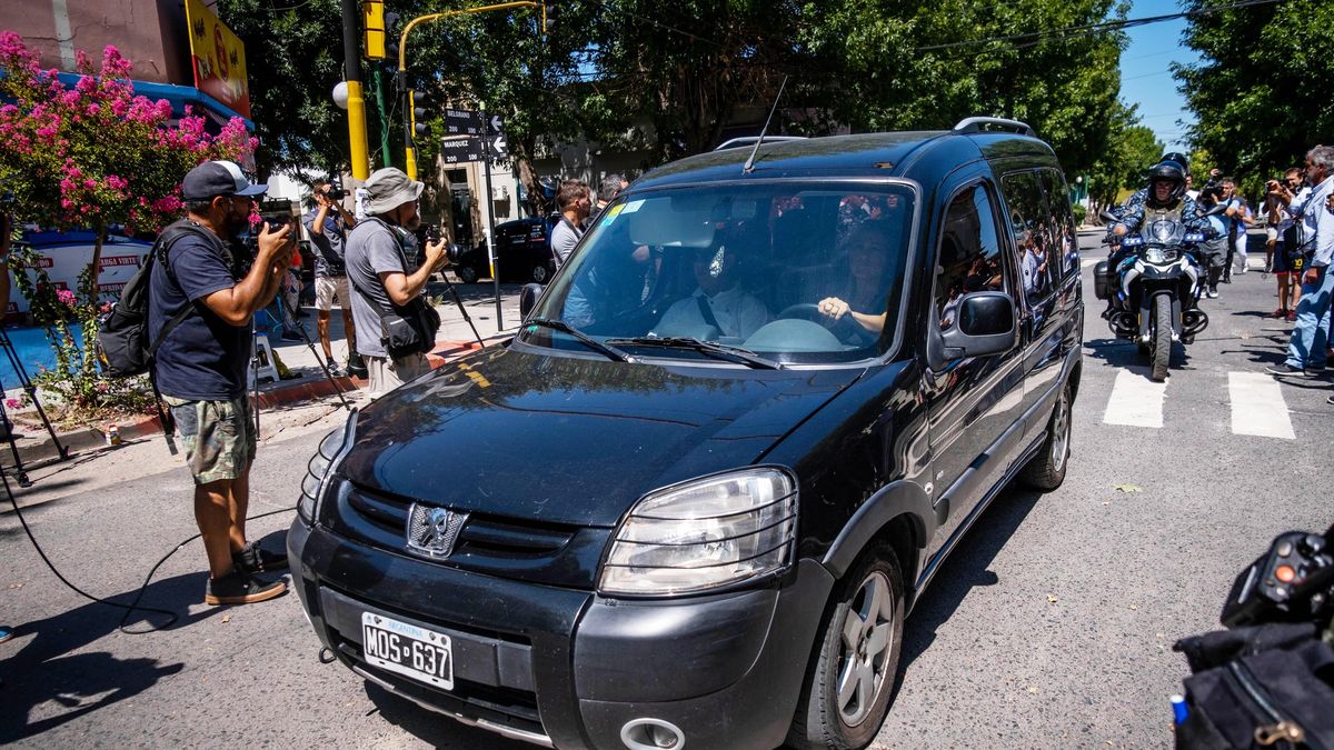 Juicio por Fernando Báez Sosa: los familiares de los rugbiers ya están en la sala y es inminente la llegada de los acusados (Foto: Telam)