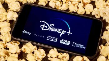 Google regala 3 meses gratis de Disney Plus a los compradores de Chromebook
