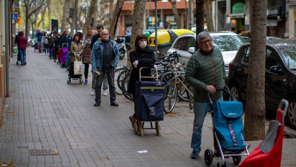 España, con la cifra más baja de muertos desde el 24 de marzo, mientras Italia extiende el aislamiento hasta el 3 de mayo