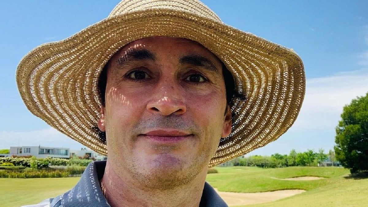 -Sebastián Estevanez-