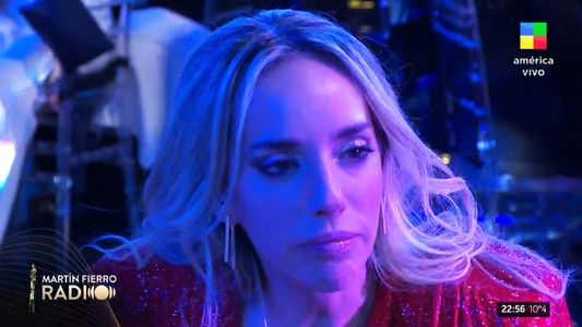 El adusto gesto de Tamara Pettinato al perder con Karina Iavícoli el Martín Fierro de Radio