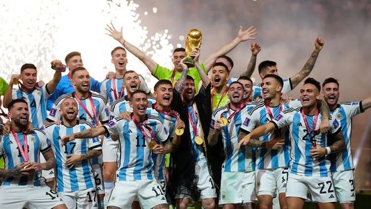 ¡Hace el aguante! La foto que subió un campeón del mundo con la Selección Argentina alentando a River en el Superclásico